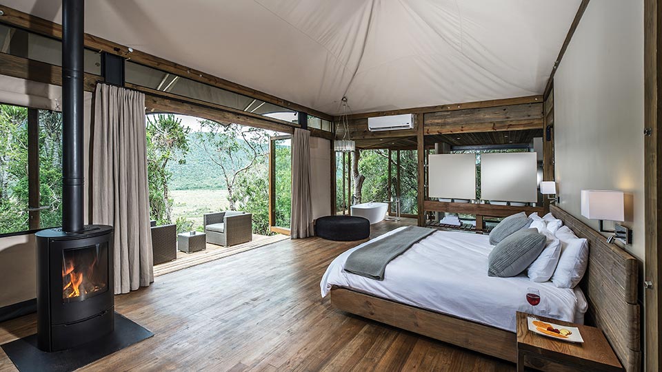 Luxury Suite at Settlers Drift in Kariega Private Game Reserve